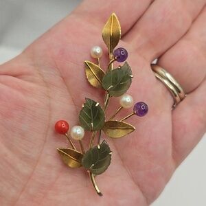 Vintage Krementz Nephrite Pearl Amethyst Coral Gold Tone Leaf Brooch